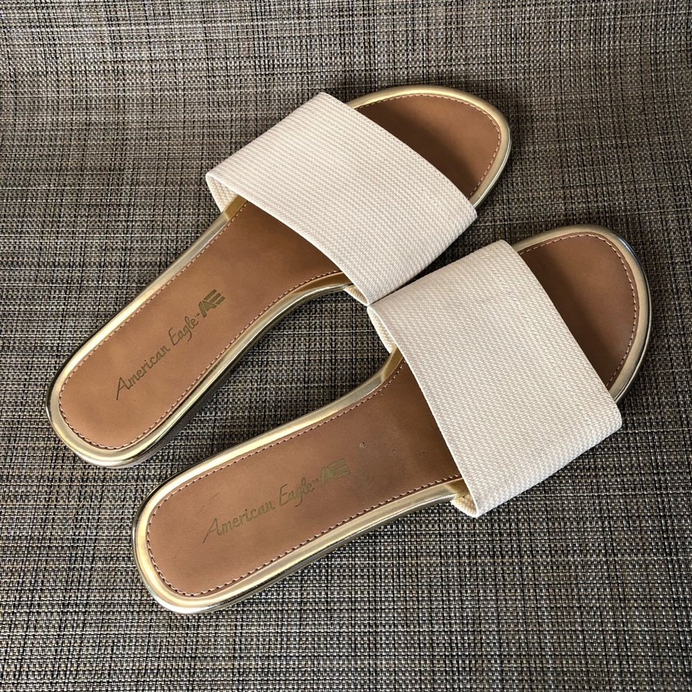 AMERICAN EAGLE PAYLESS Cream Elastic Band Sandals